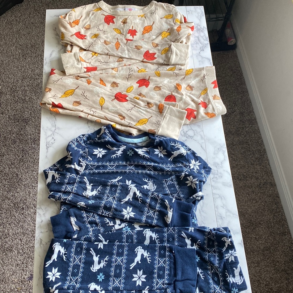 Snug fitting PJs -Gently Used